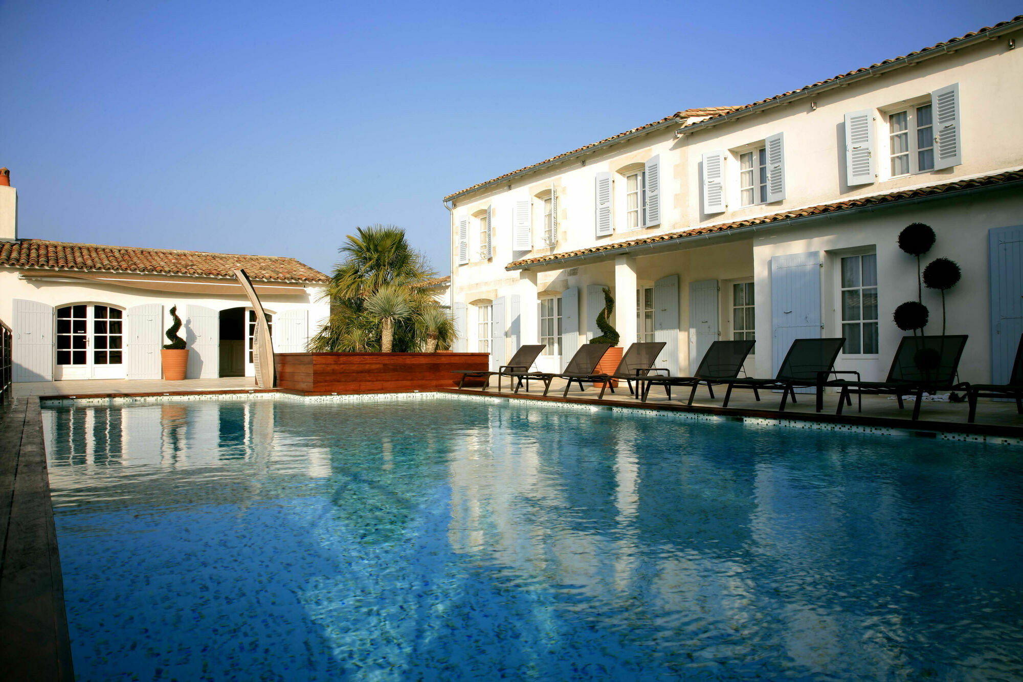 מלון סנסר Le Clos Saint Martin מראה חיצוני תמונה